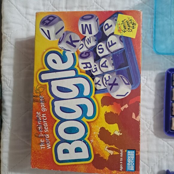 Parker Brothers "Boggle" The 3-Minute Word Search Game for Ages 8+ 1999 - Picture 4 of 11